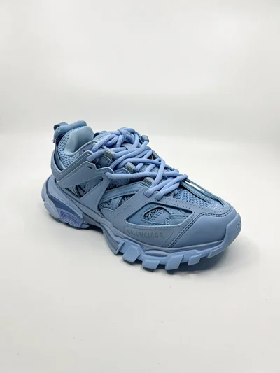 Balenciaga track1