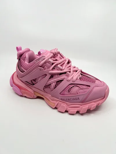Balenciaga track1