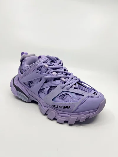 Balenciaga track1